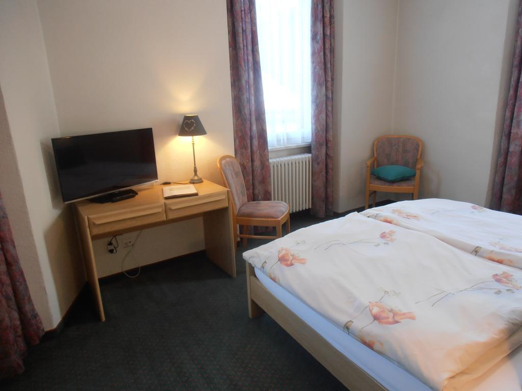Hotel Restaurant Escher Leukerbad Eksteriør billede